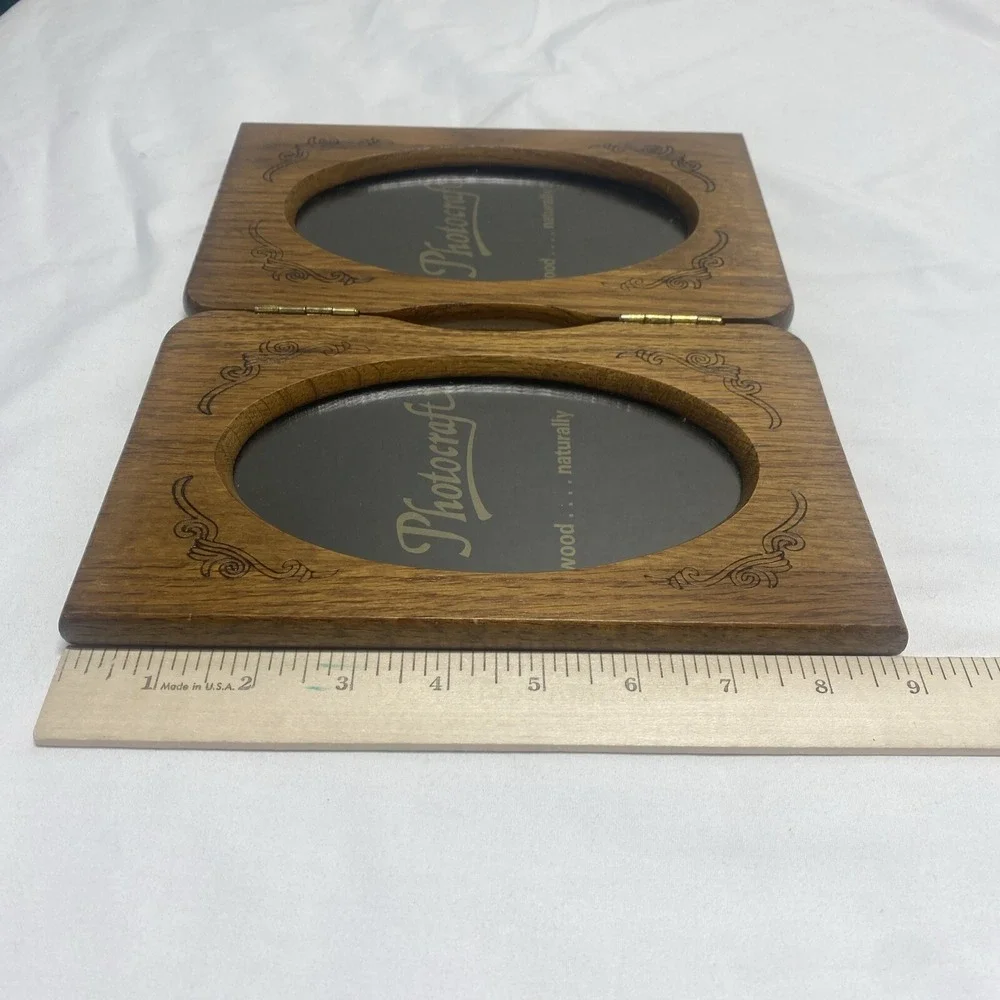 VINTAGE CARVED WOODEN DOUBLE PHOTO FRAME HINGED FITS 3.5 X 6